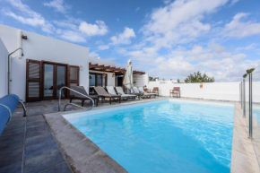 VILLAS LANZAROTE LOS ALTOS by NEW LANZASUITES Villa SERENA